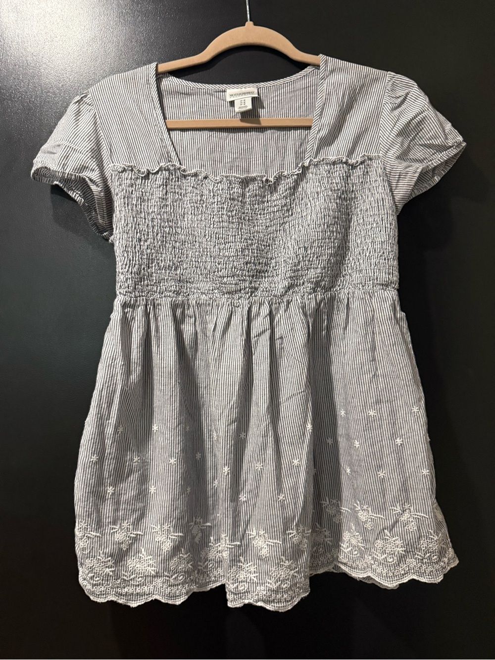 Maternity Bundle: Summer shirts, 8 total.  Please read the description!!